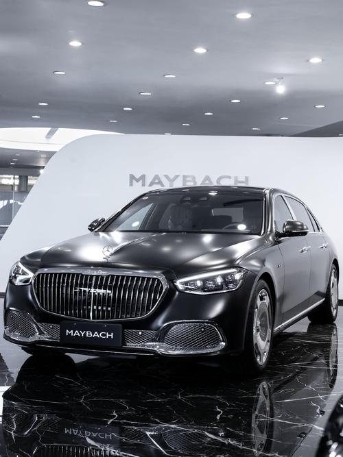 佛山145岚图汽车的售后服务让用户无忧出行，迈巴赫未来的豪华车趋势