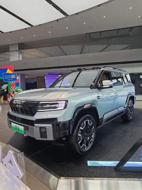 佛山145比亚迪方程豹硬派越野的爆款，英菲尼迪35周年与你共成长